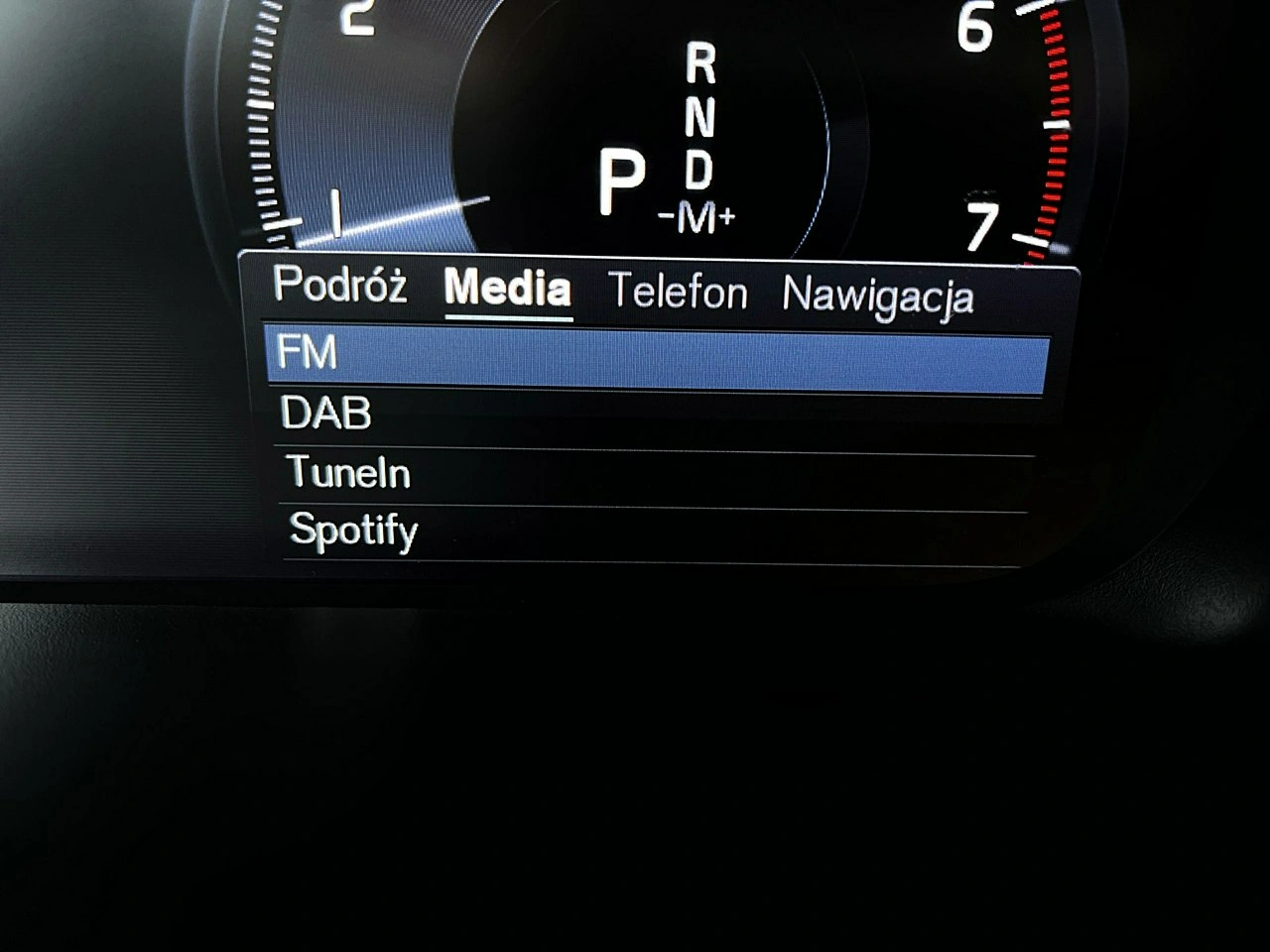 Volvo XC 40 - Zdjęcie 24