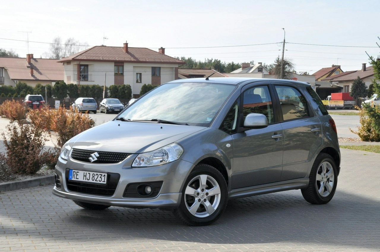 Suzuki SX4 - Zdjęcie 9