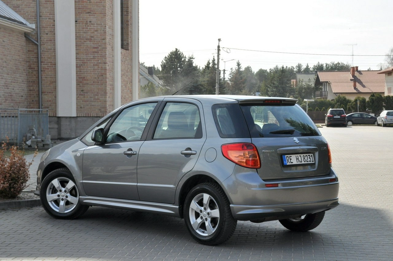 Suzuki SX4 - Zdjęcie 12