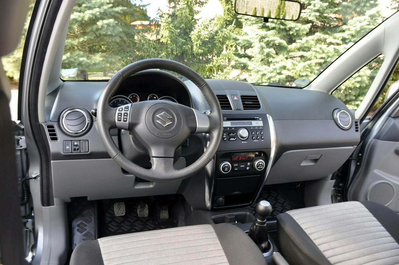Suzuki SX4 - Zdjęcie 28