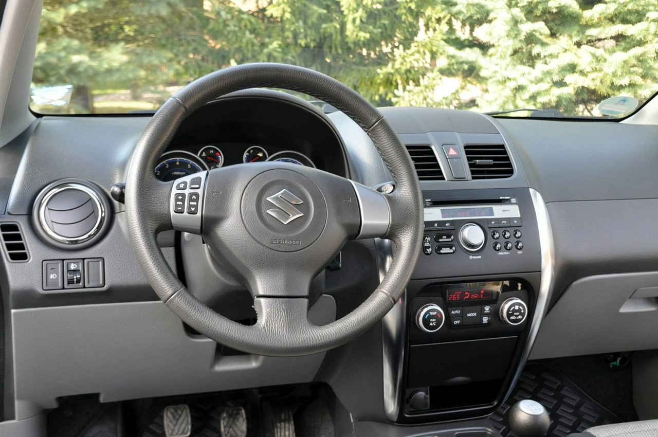 Suzuki SX4 - Zdjęcie 29