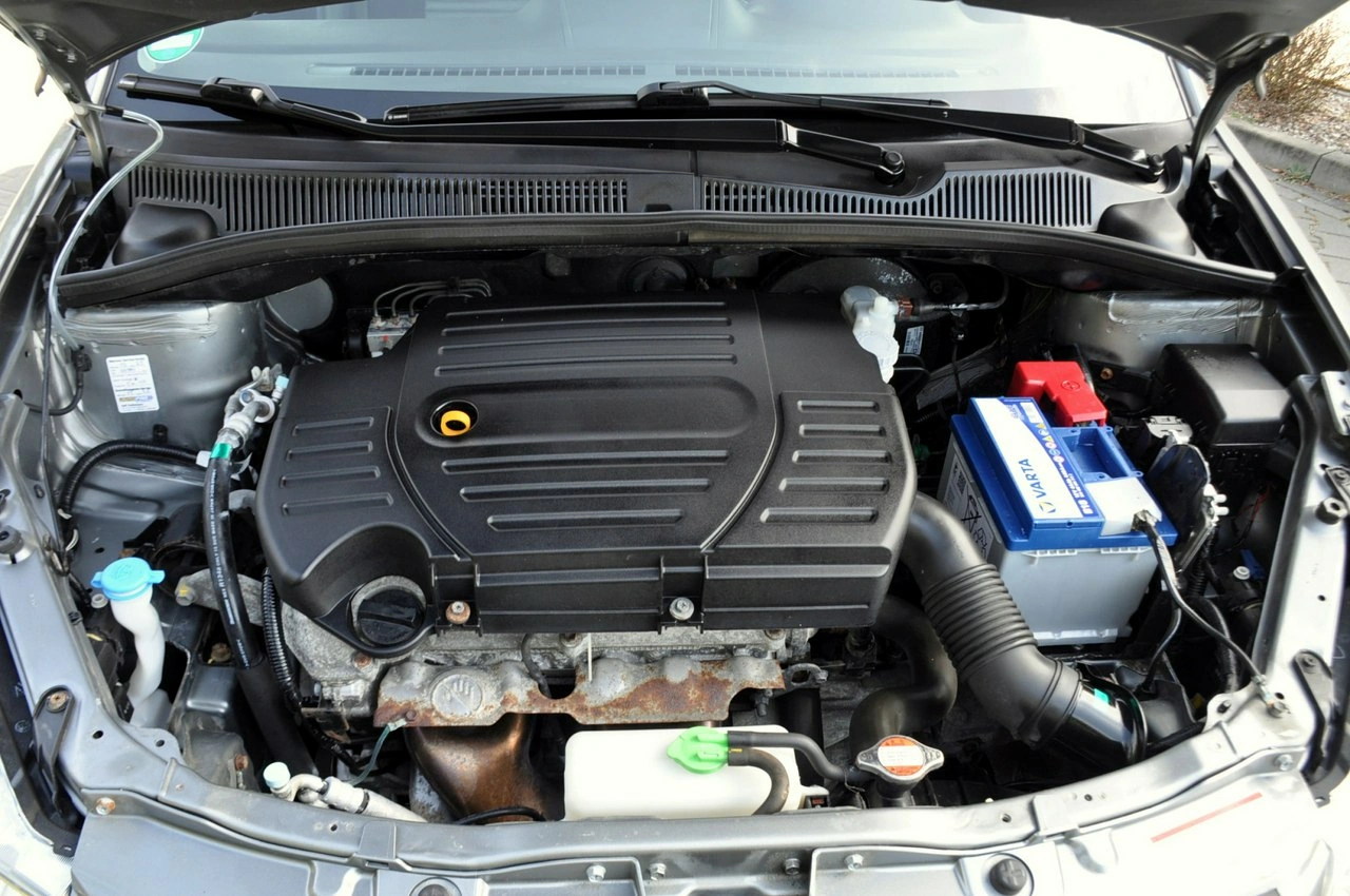 Suzuki SX4 - Zdjęcie 38