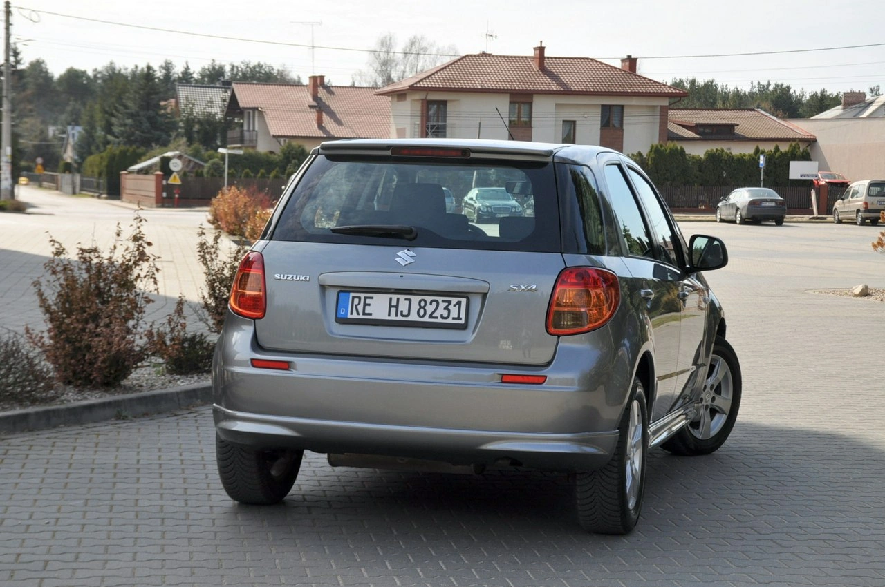 Suzuki SX4 - Zdjęcie 6