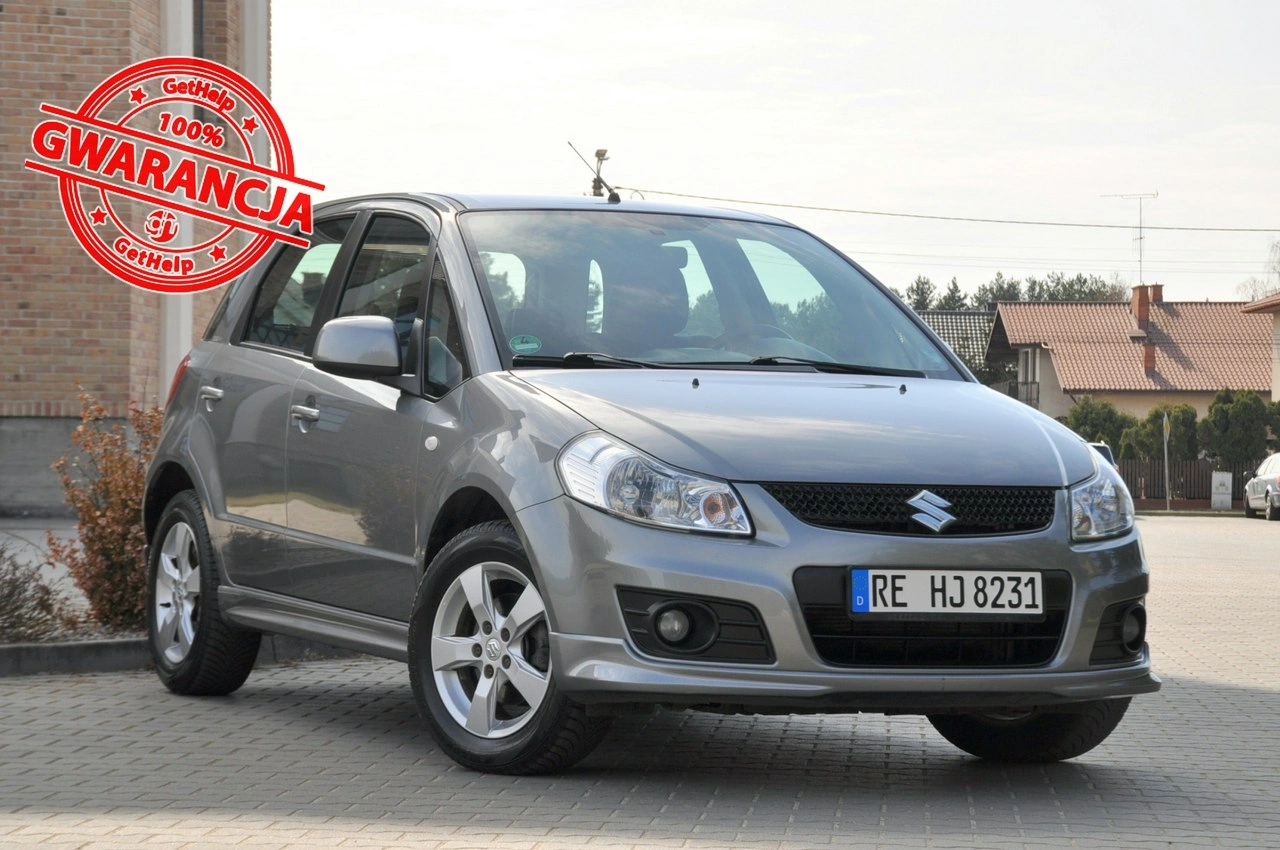 Suzuki SX4 - Główne zdjęcie