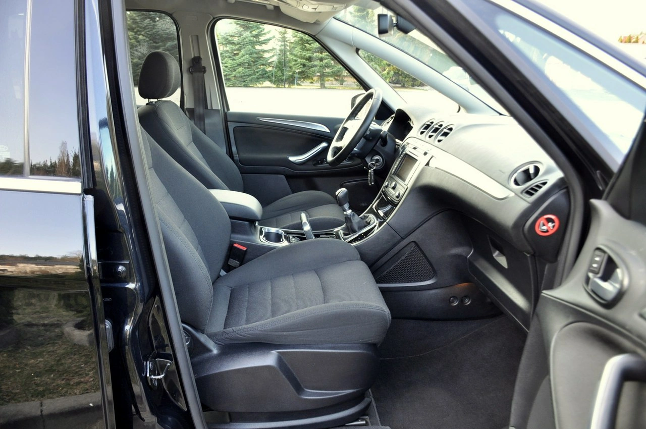 Ford S-Max - Zdjęcie 16