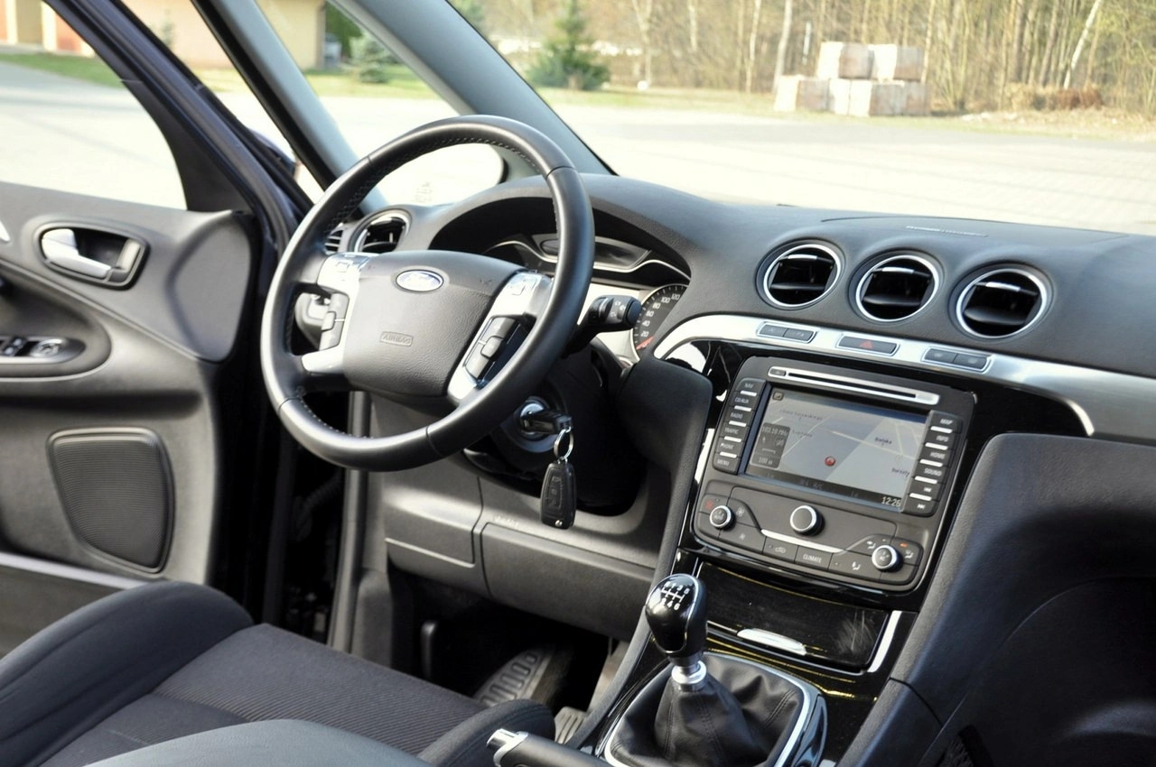 Ford S-Max - Zdjęcie 24