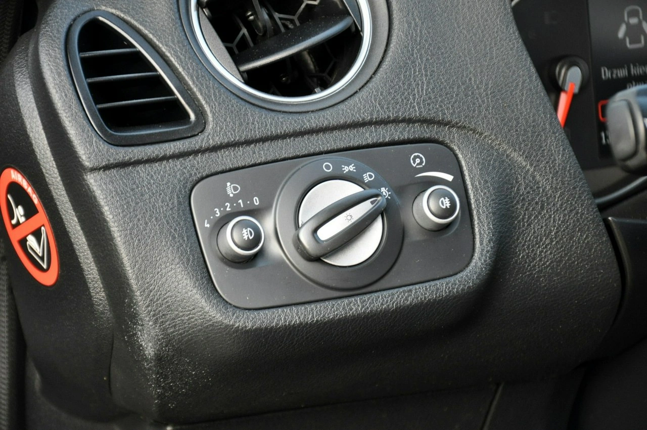 Ford S-Max - Zdjęcie 36