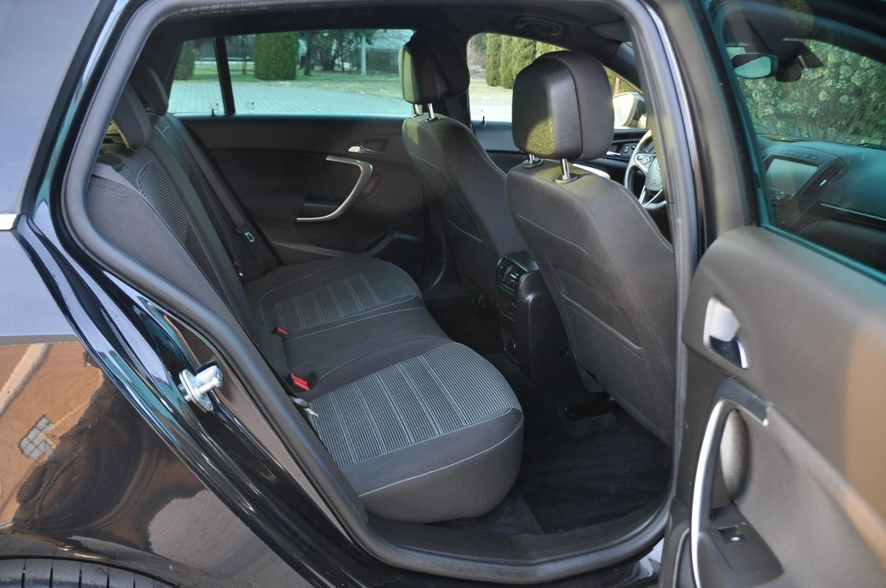 Opel Insignia - Zdjęcie 18