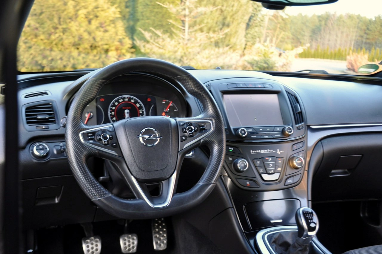 Opel Insignia - Zdjęcie 28