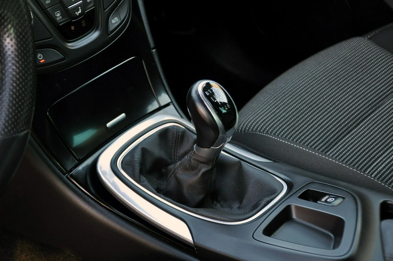 Opel Insignia - Zdjęcie 34