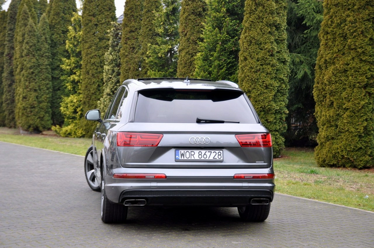 Audi Q7 - Zdjęcie 14