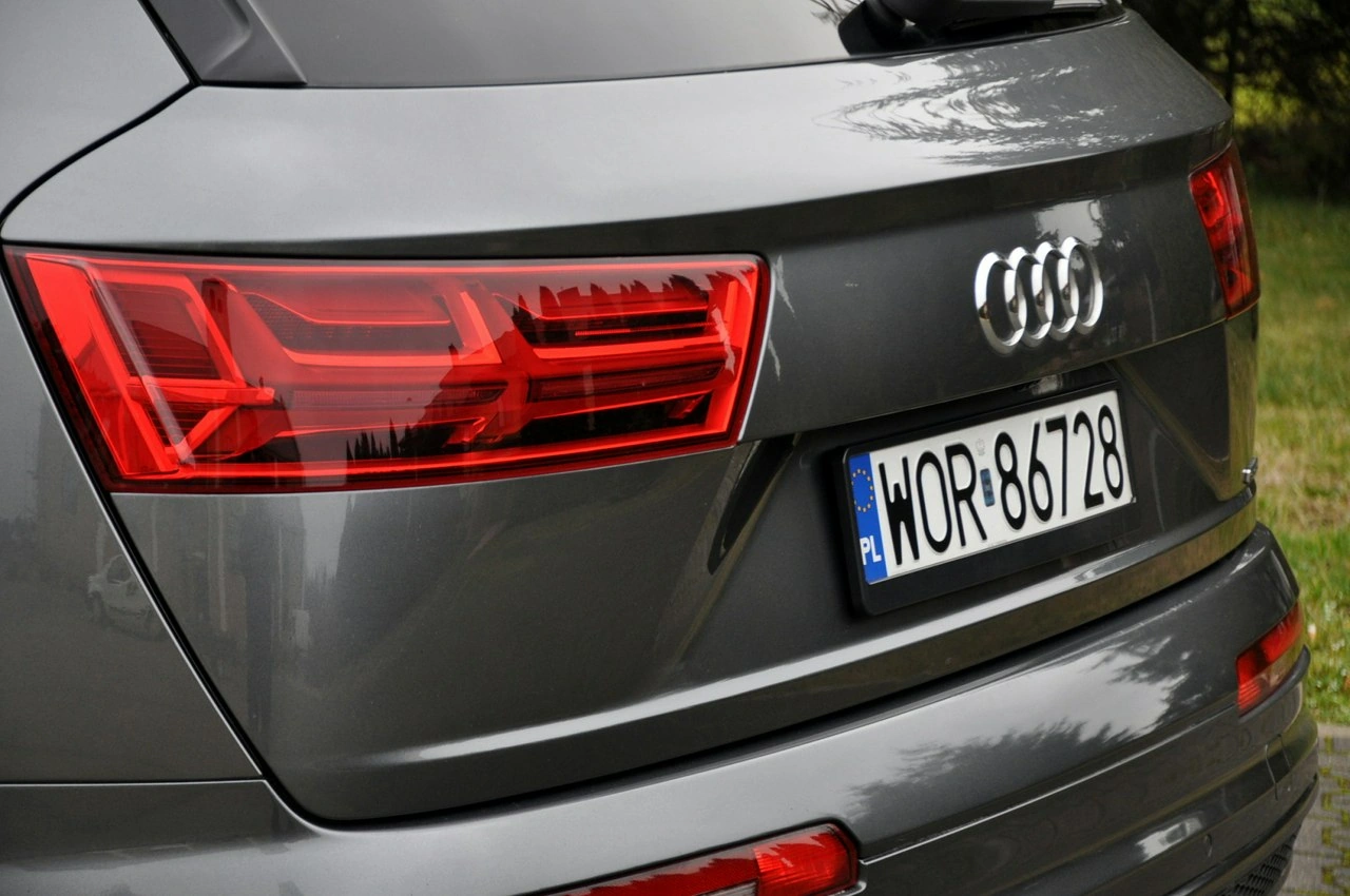 Audi Q7 - Zdjęcie 15