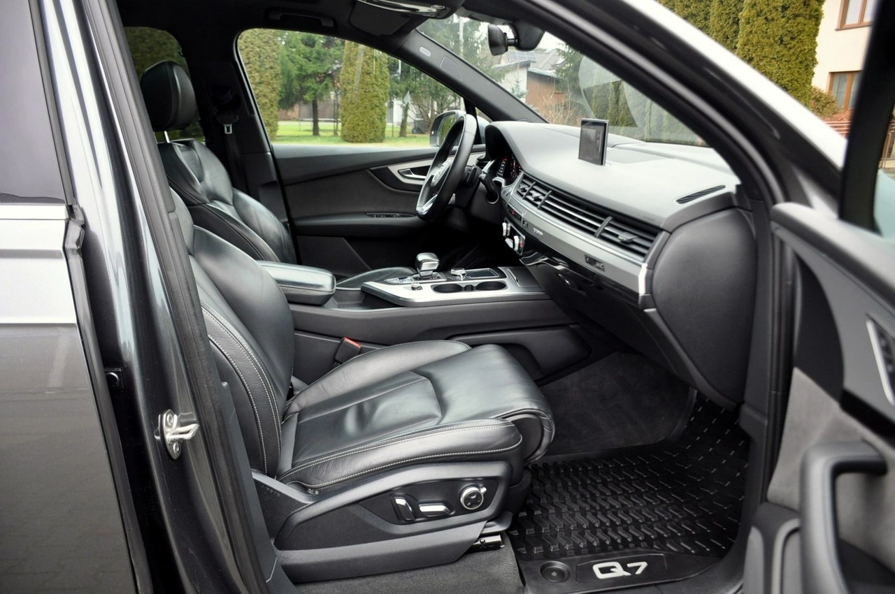 Audi Q7 - Zdjęcie 16