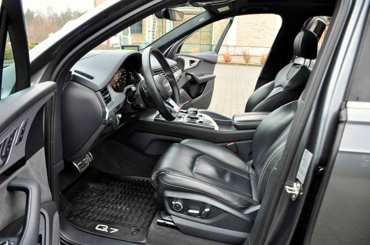 Audi Q7 - Zdjęcie 22