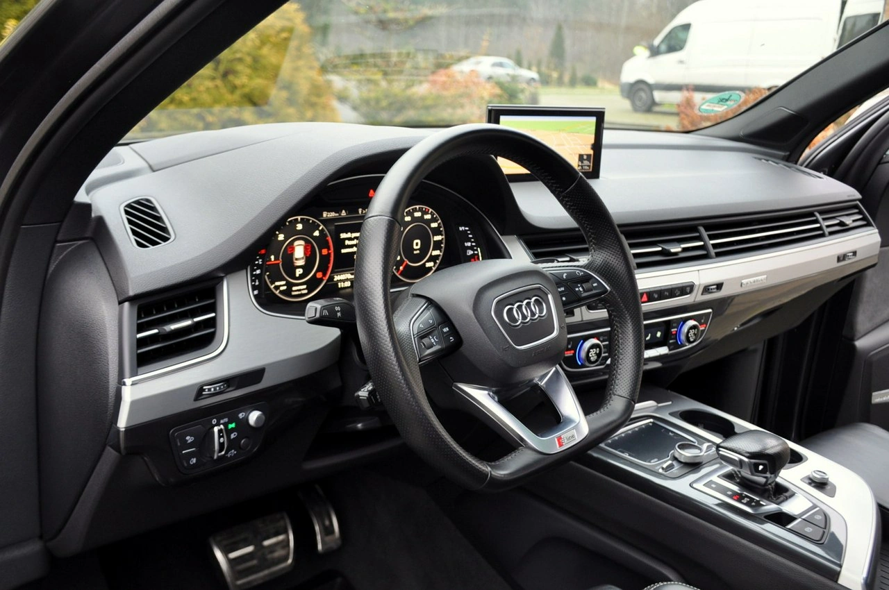 Audi Q7 - Zdjęcie 23