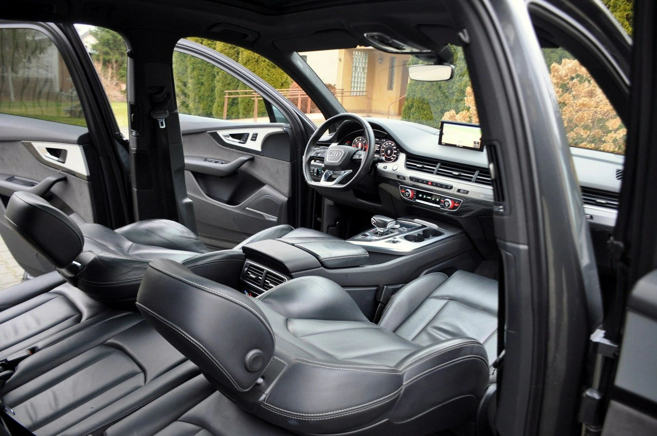 Audi Q7 - Zdjęcie 25
