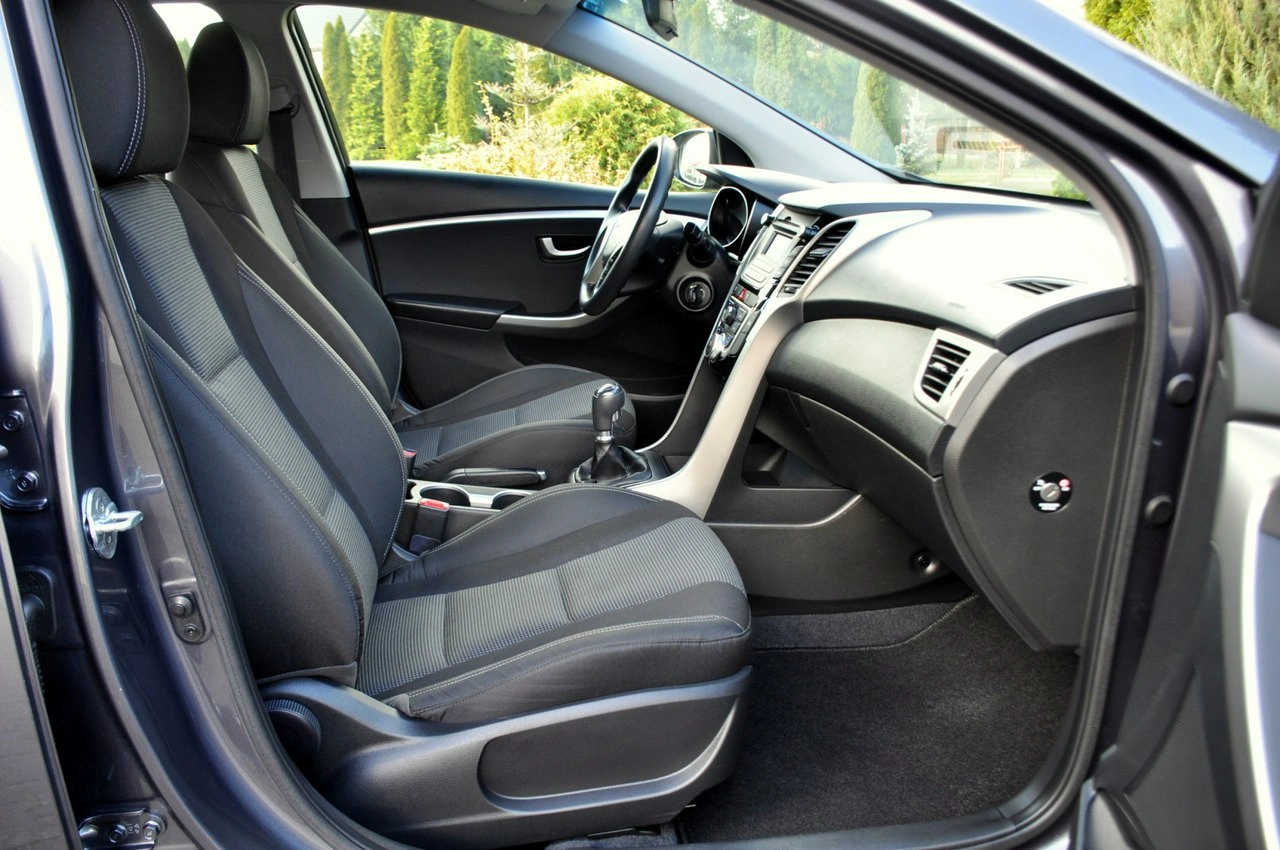 Hyundai i30 - Zdjęcie 16