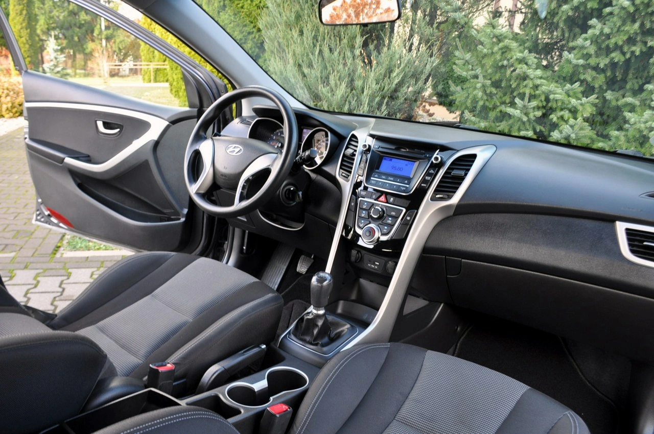 Hyundai i30 - Zdjęcie 23