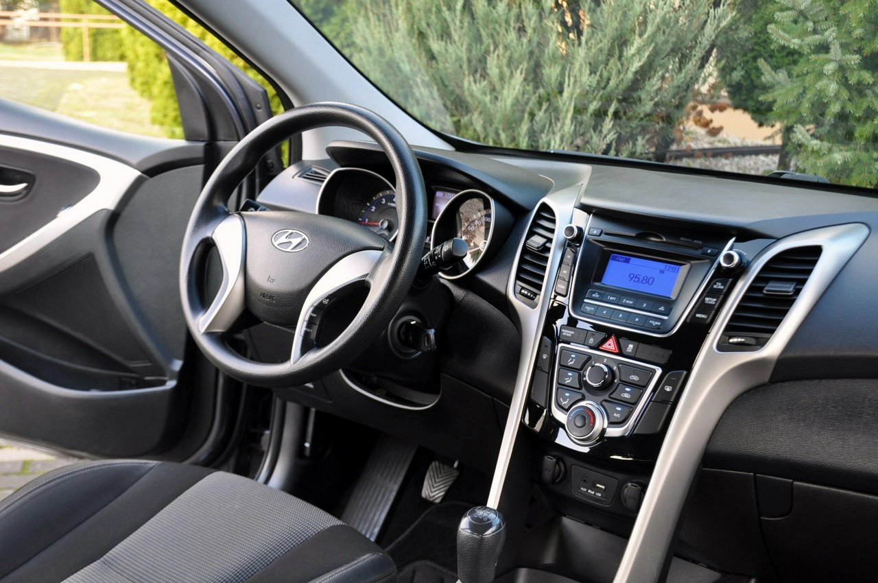 Hyundai i30 - Zdjęcie 24