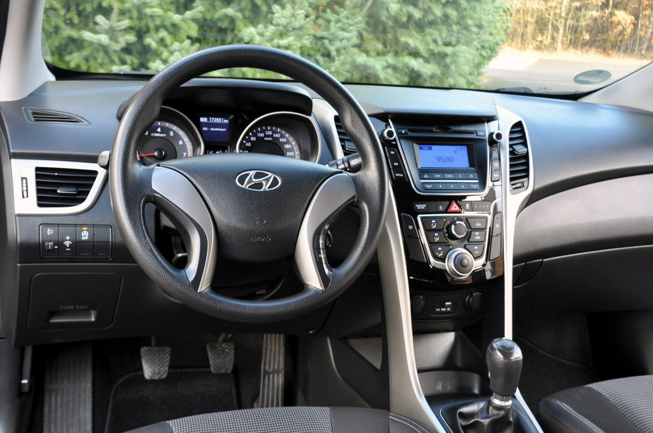 Hyundai i30 - Zdjęcie 28