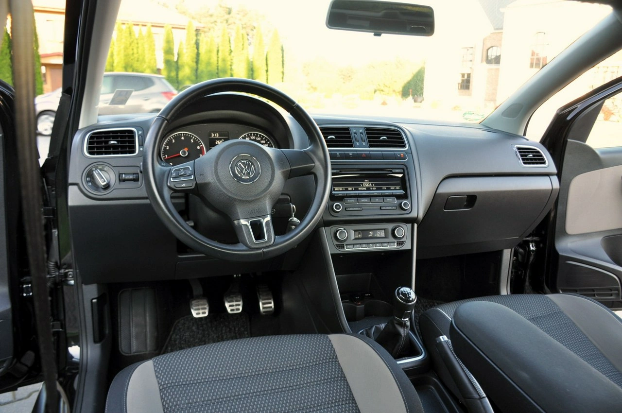 Volkswagen Polo - Zdjęcie 28