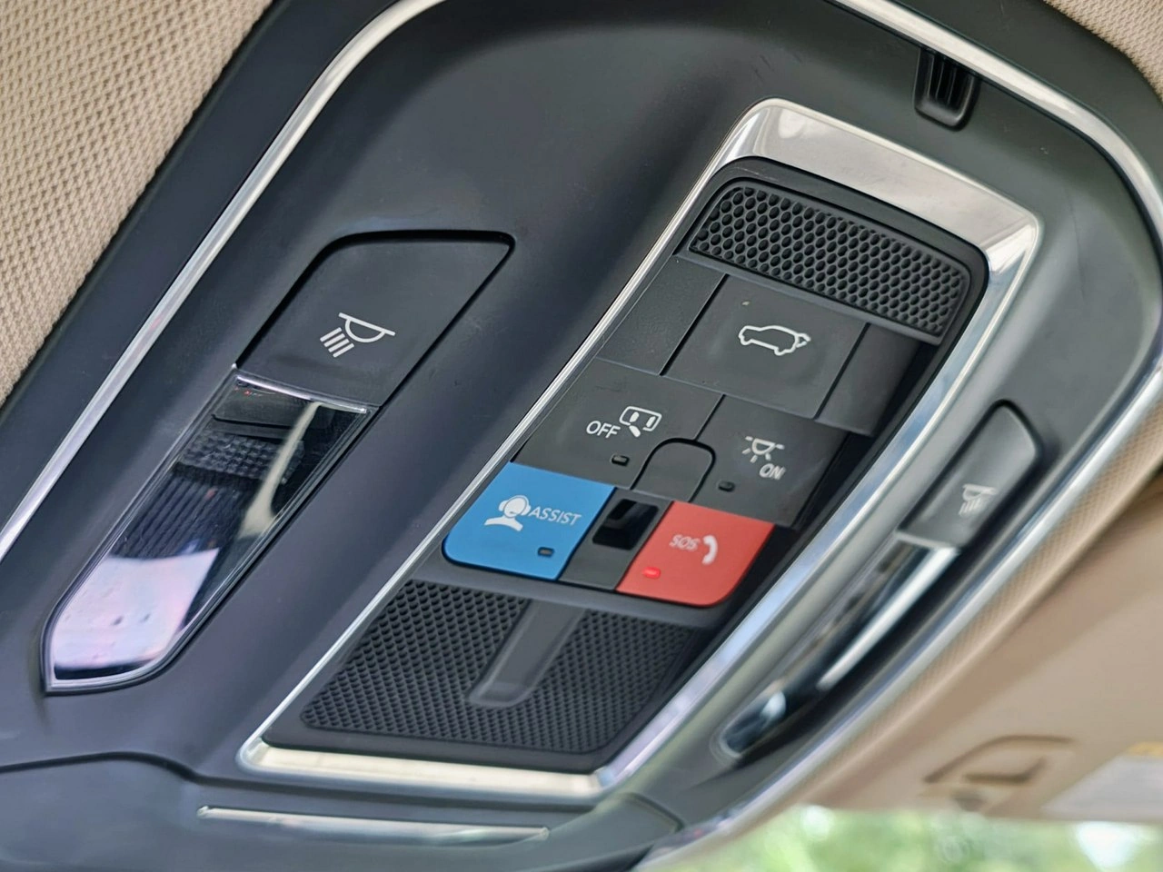 Jeep Grand Cherokee - Zdjęcie 21