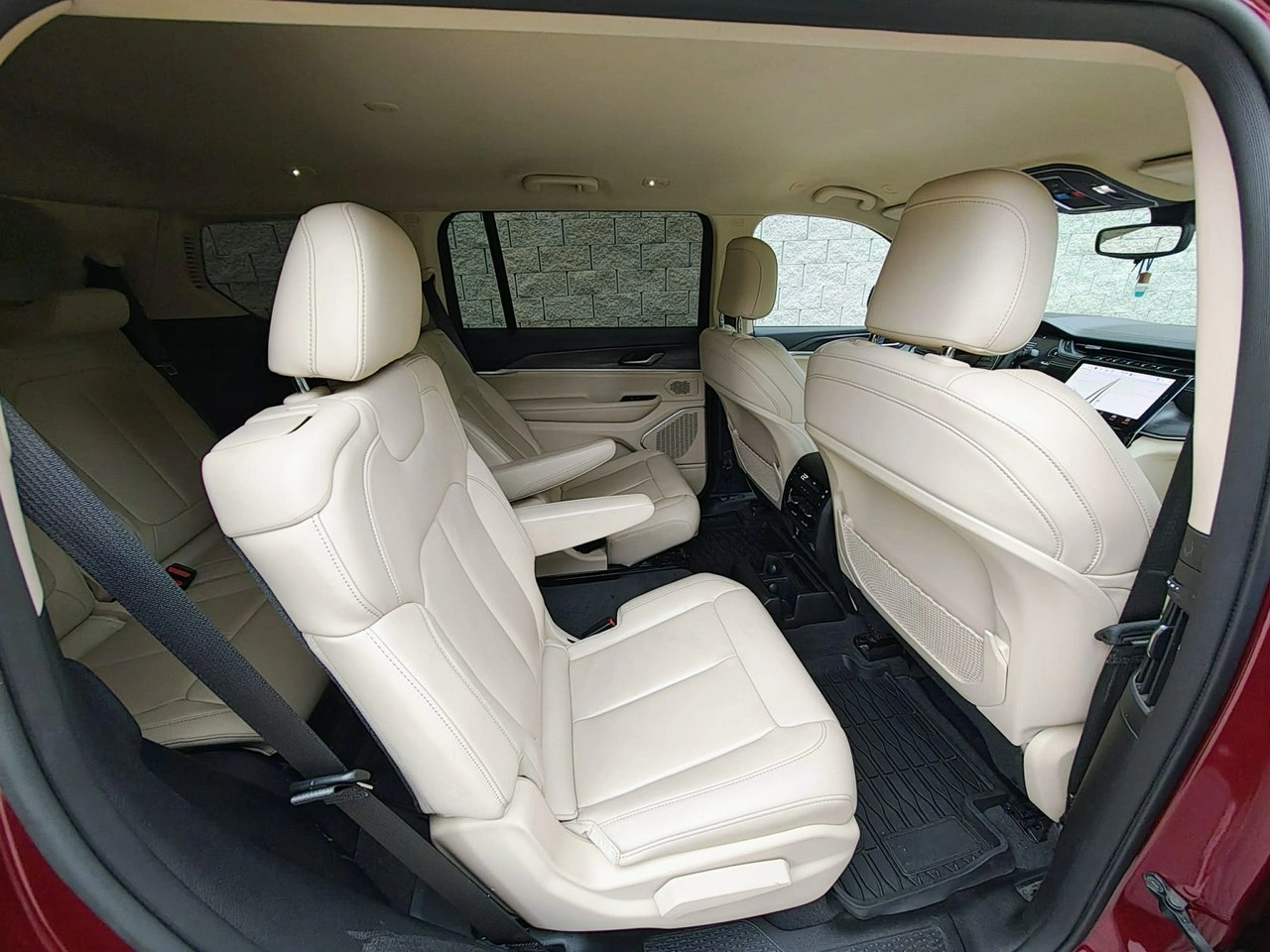 Jeep Grand Cherokee - Zdjęcie 35