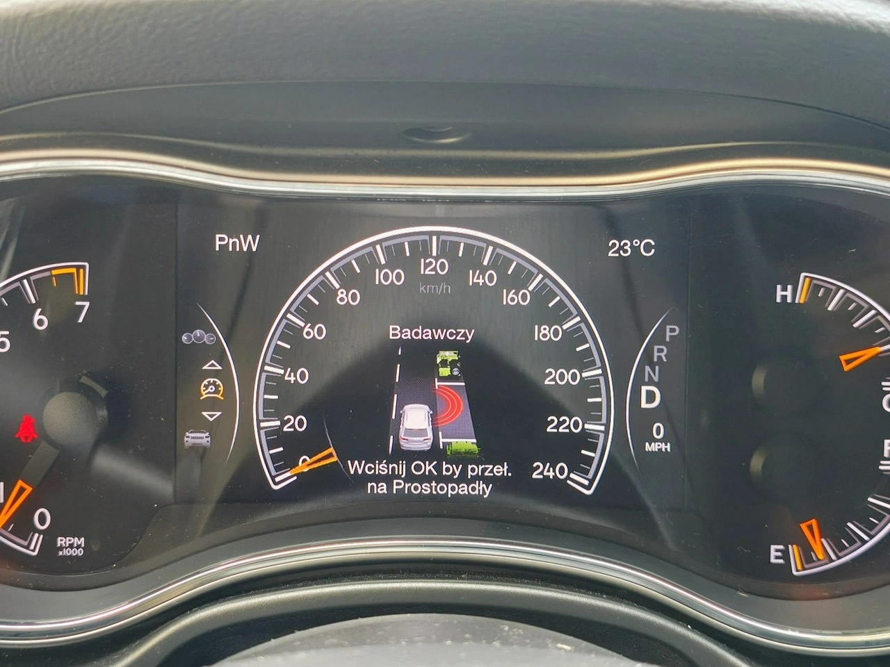 Jeep Grand Cherokee - Zdjęcie 20