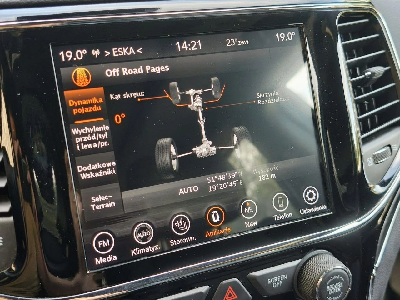 Jeep Grand Cherokee - Zdjęcie 22