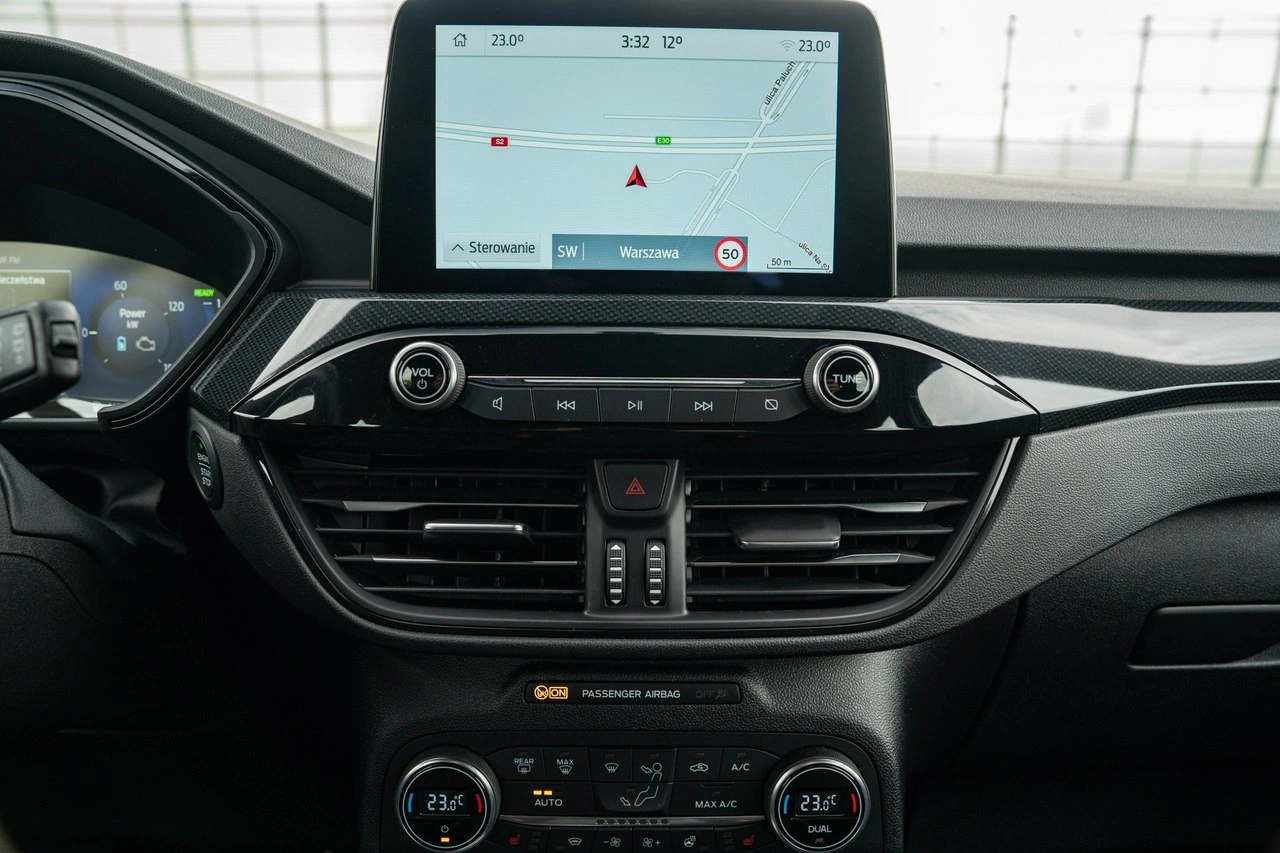 Ford Kuga - Zdjęcie 19