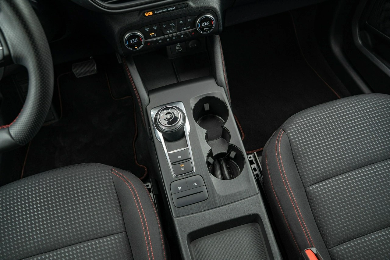 Ford Kuga - Zdjęcie 20
