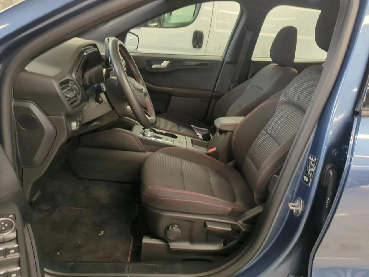 Ford Kuga - Zdjęcie 4