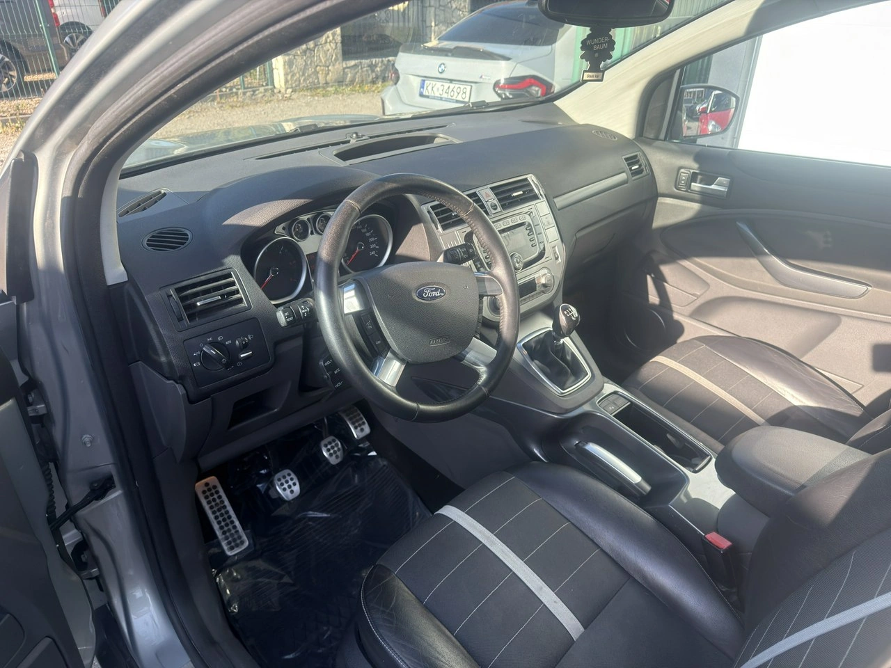 Ford Kuga - Zdjęcie 10
