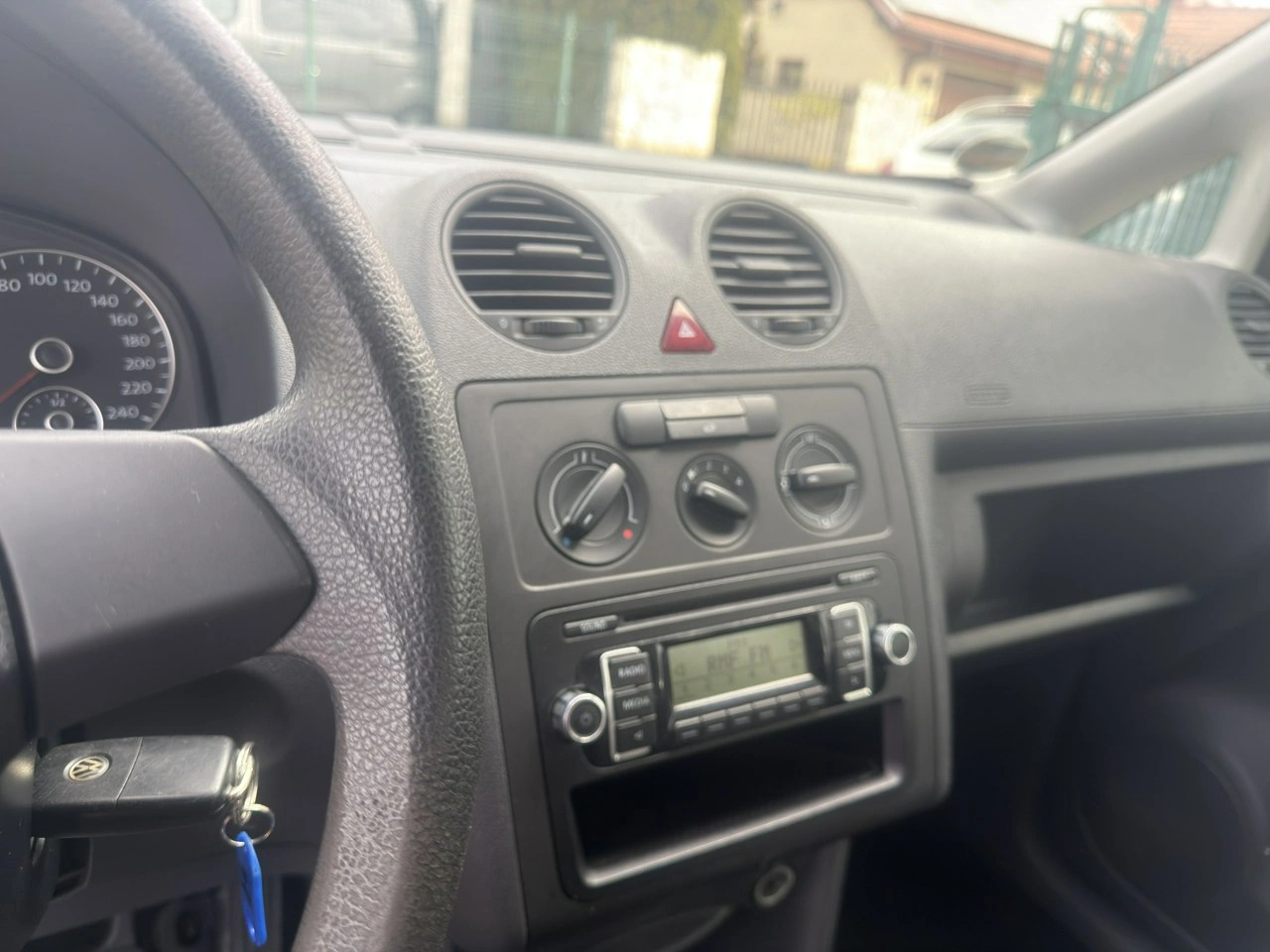 Volkswagen Caddy - Zdjęcie 10