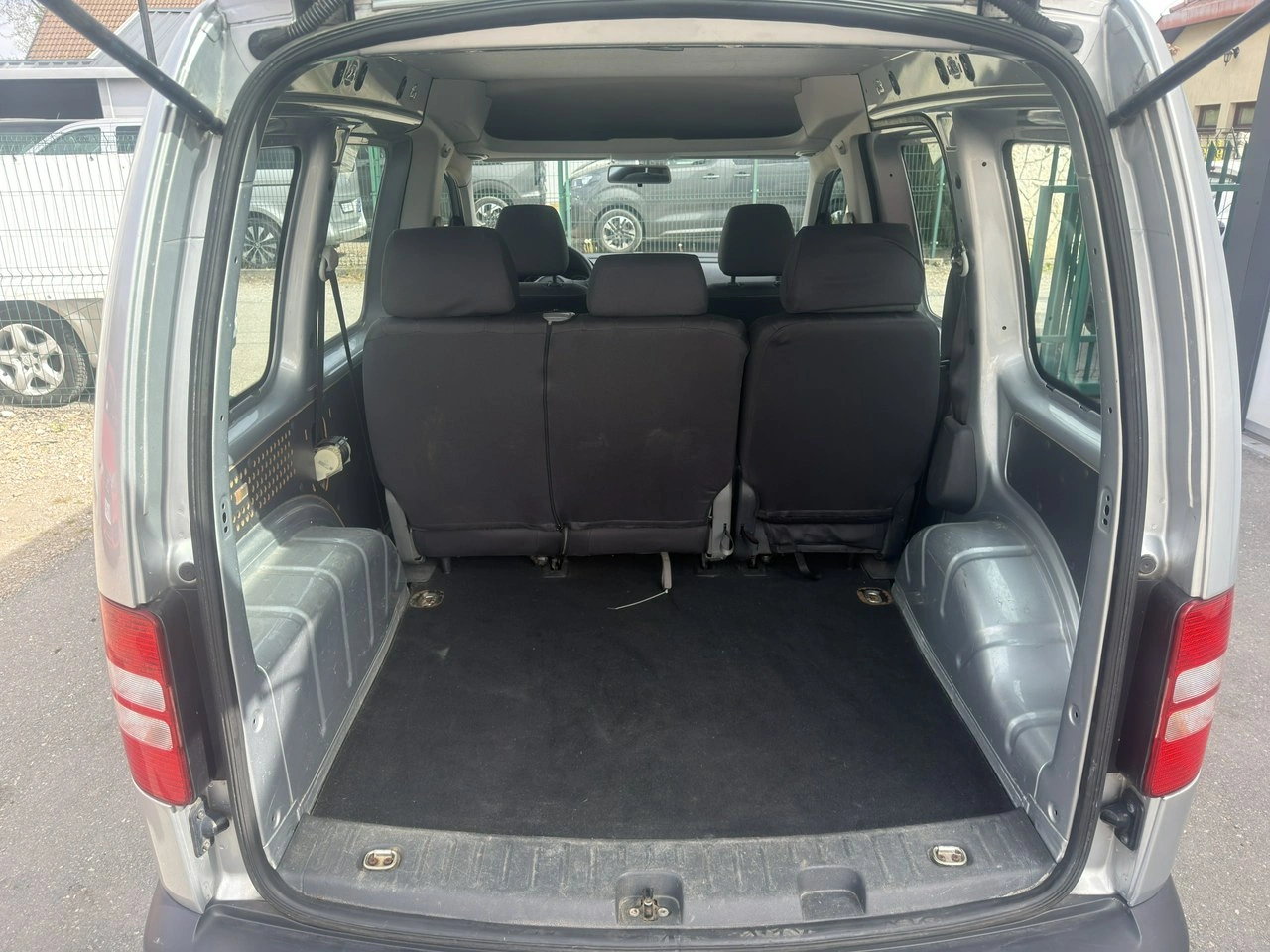 Volkswagen Caddy - Zdjęcie 12