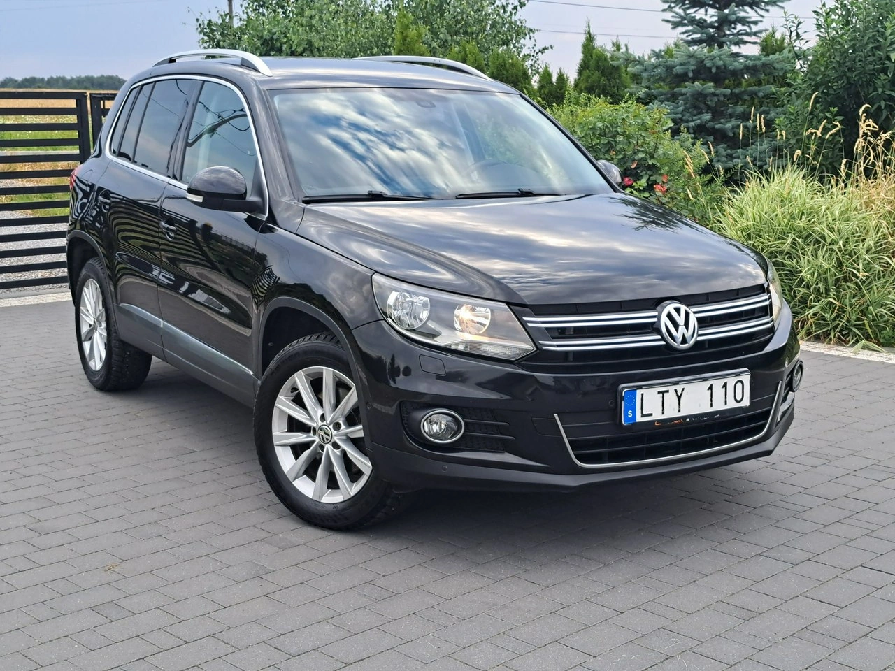 Volkswagen Tiguan - Zdjęcie 3
