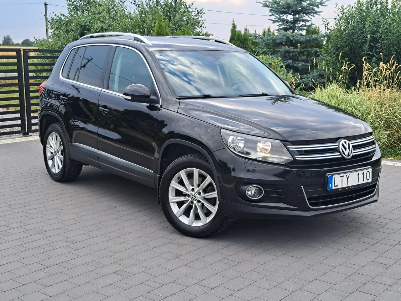 Volkswagen Tiguan - Zdjęcie 4