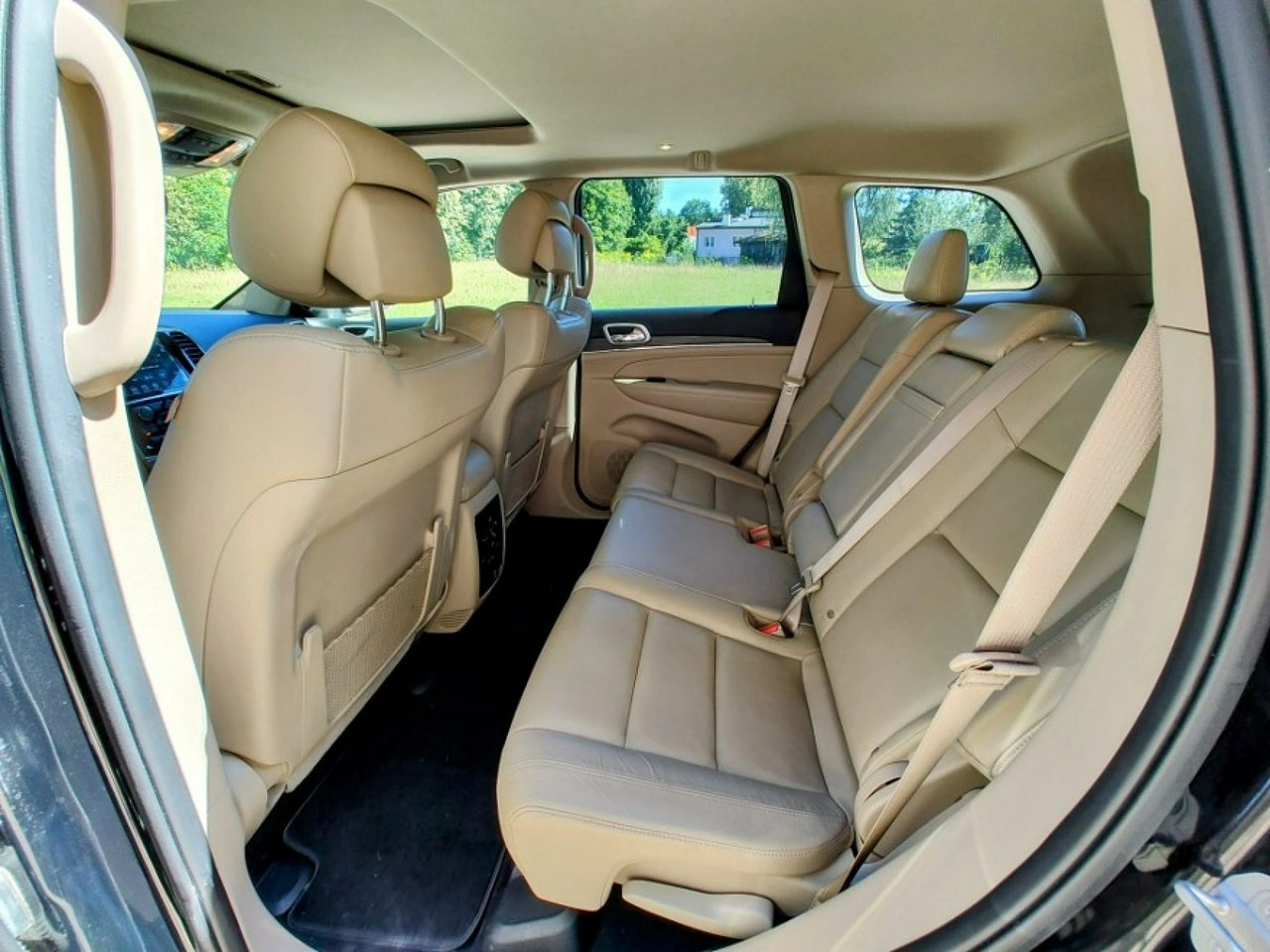 Jeep Grand Cherokee - Zdjęcie 14