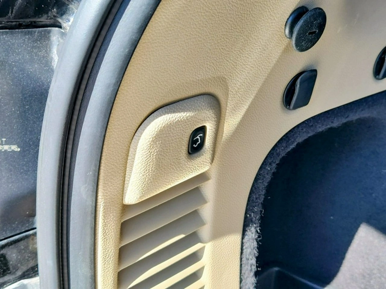 Jeep Grand Cherokee - Zdjęcie 16