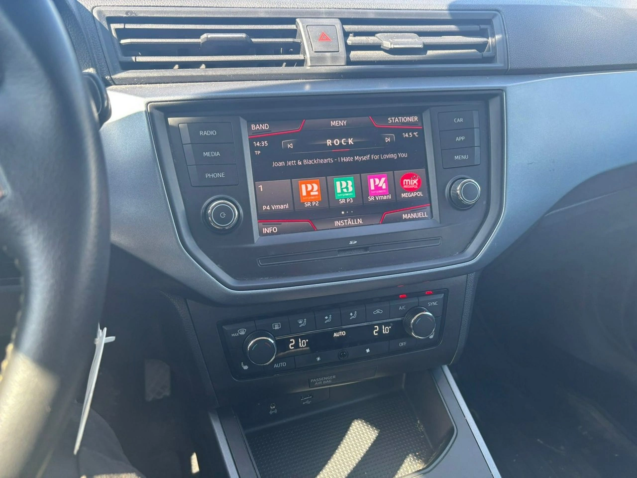 Seat Arona - Zdjęcie 10
