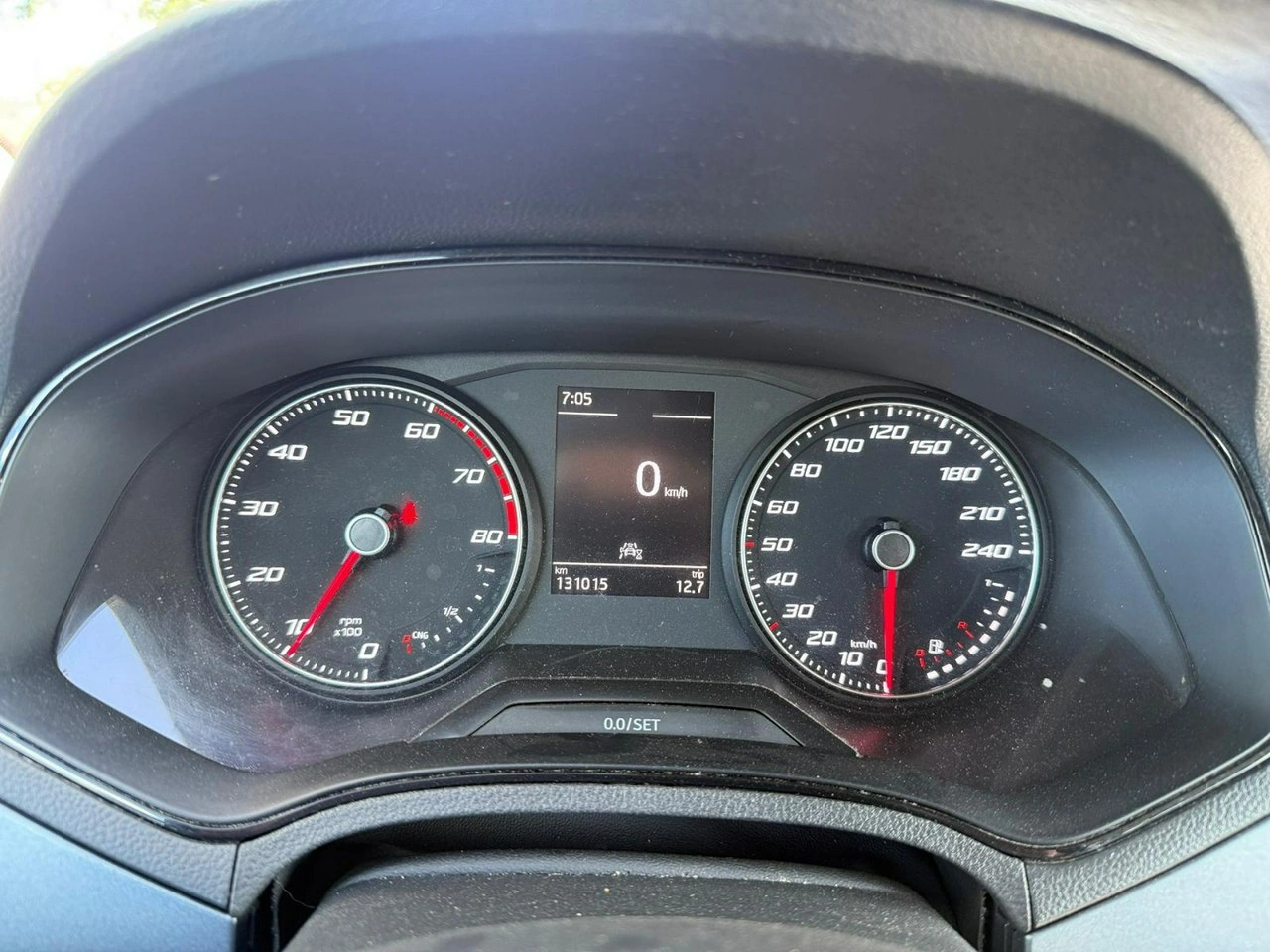 Seat Arona - Zdjęcie 28
