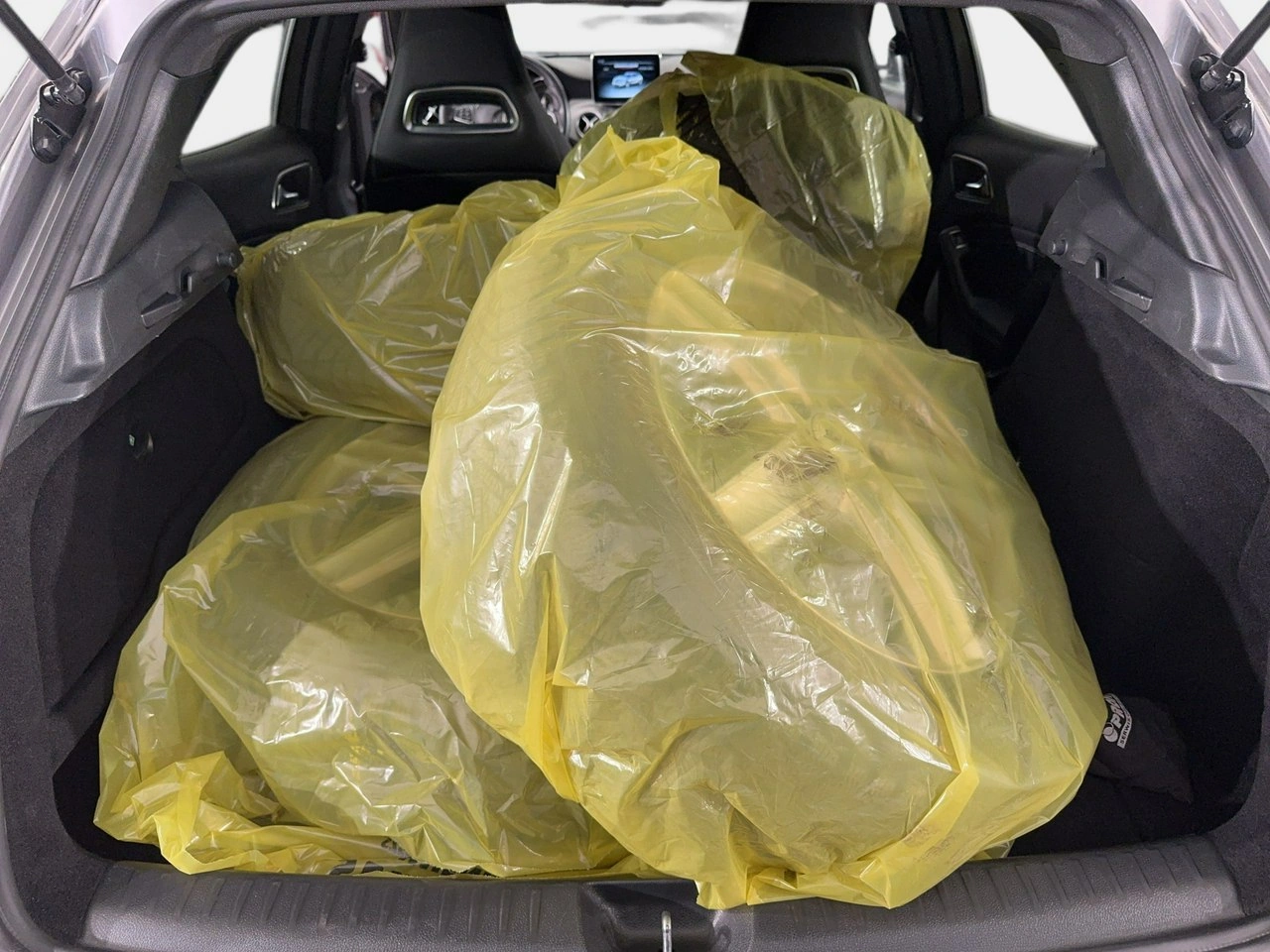 Mercedes GLA 200 - Zdjęcie 14