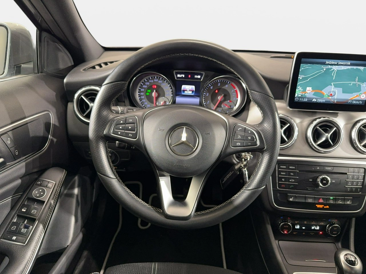 Mercedes GLA 200 - Zdjęcie 17