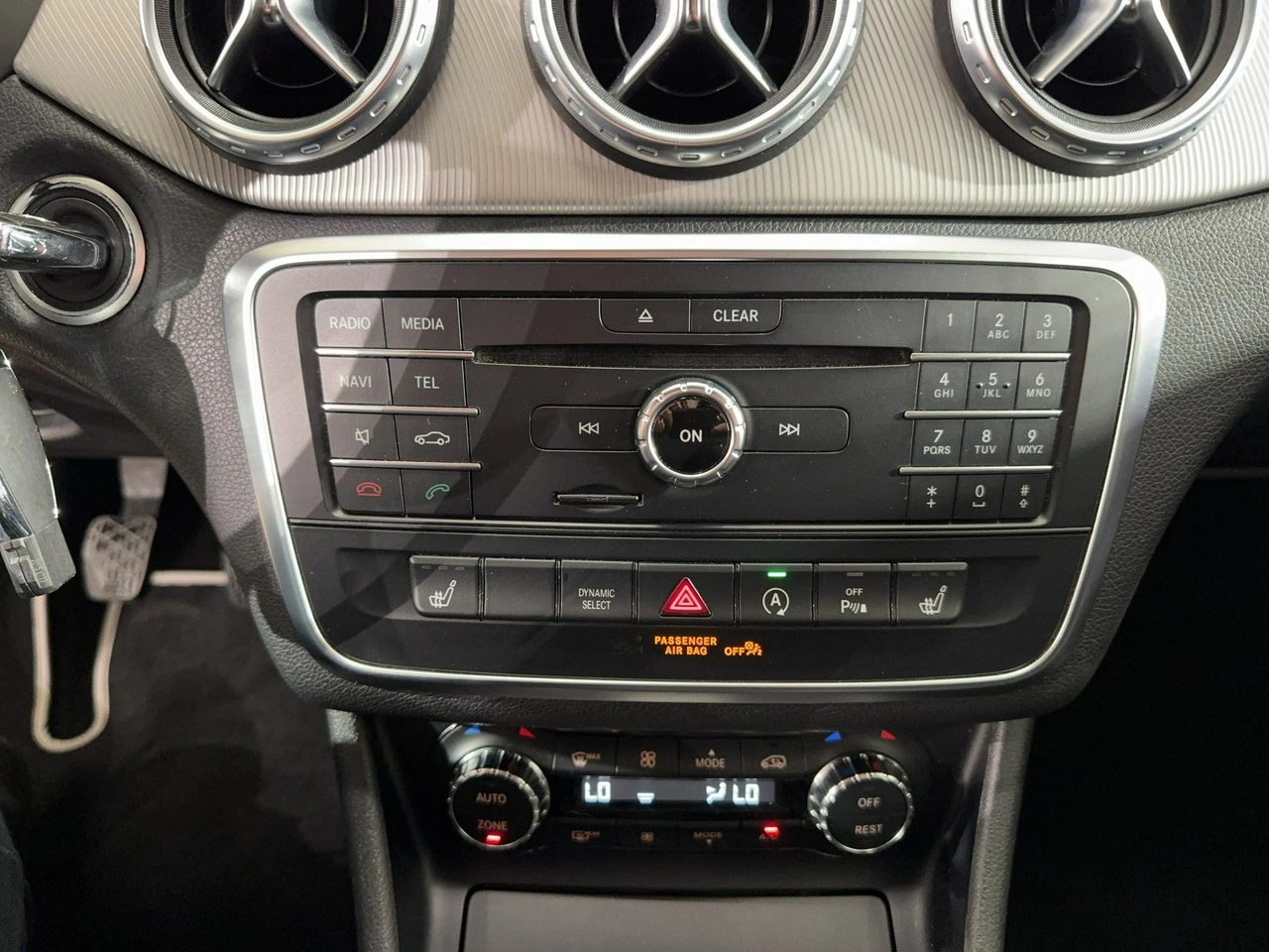 Mercedes GLA 200 - Zdjęcie 24