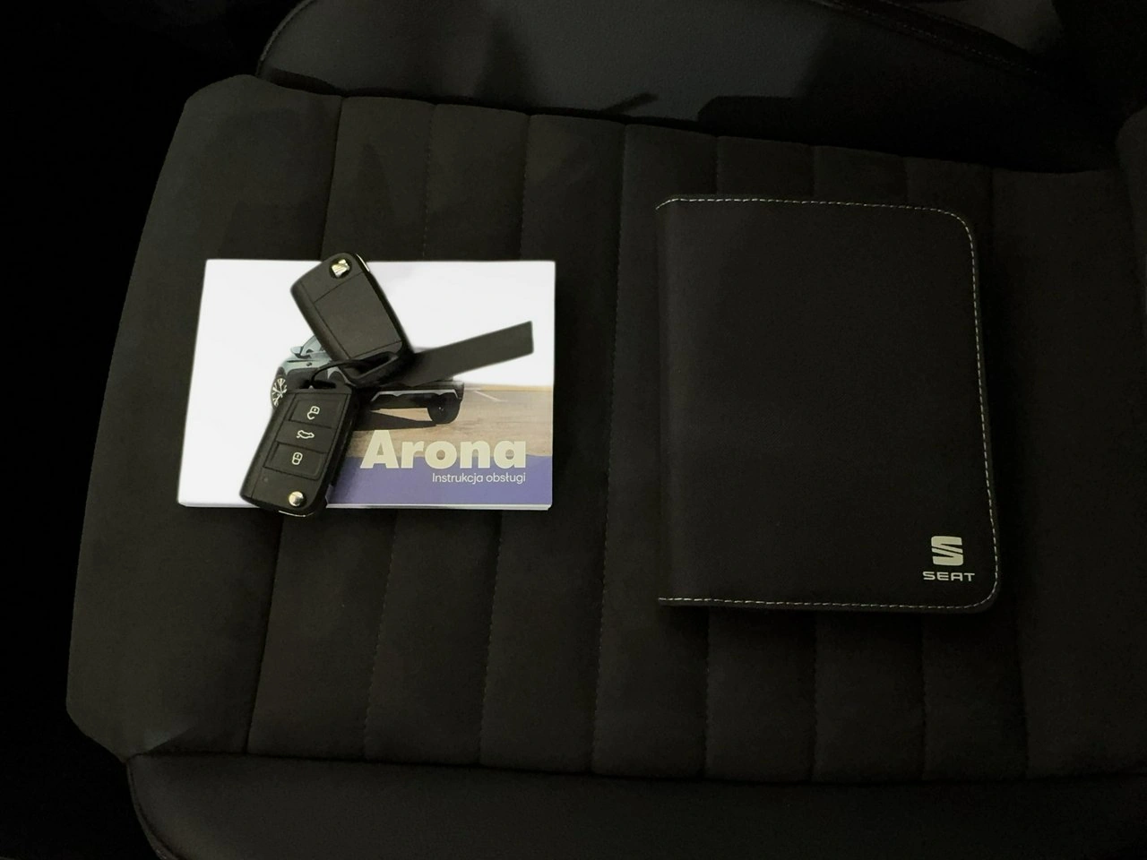Seat Arona - Zdjęcie 30