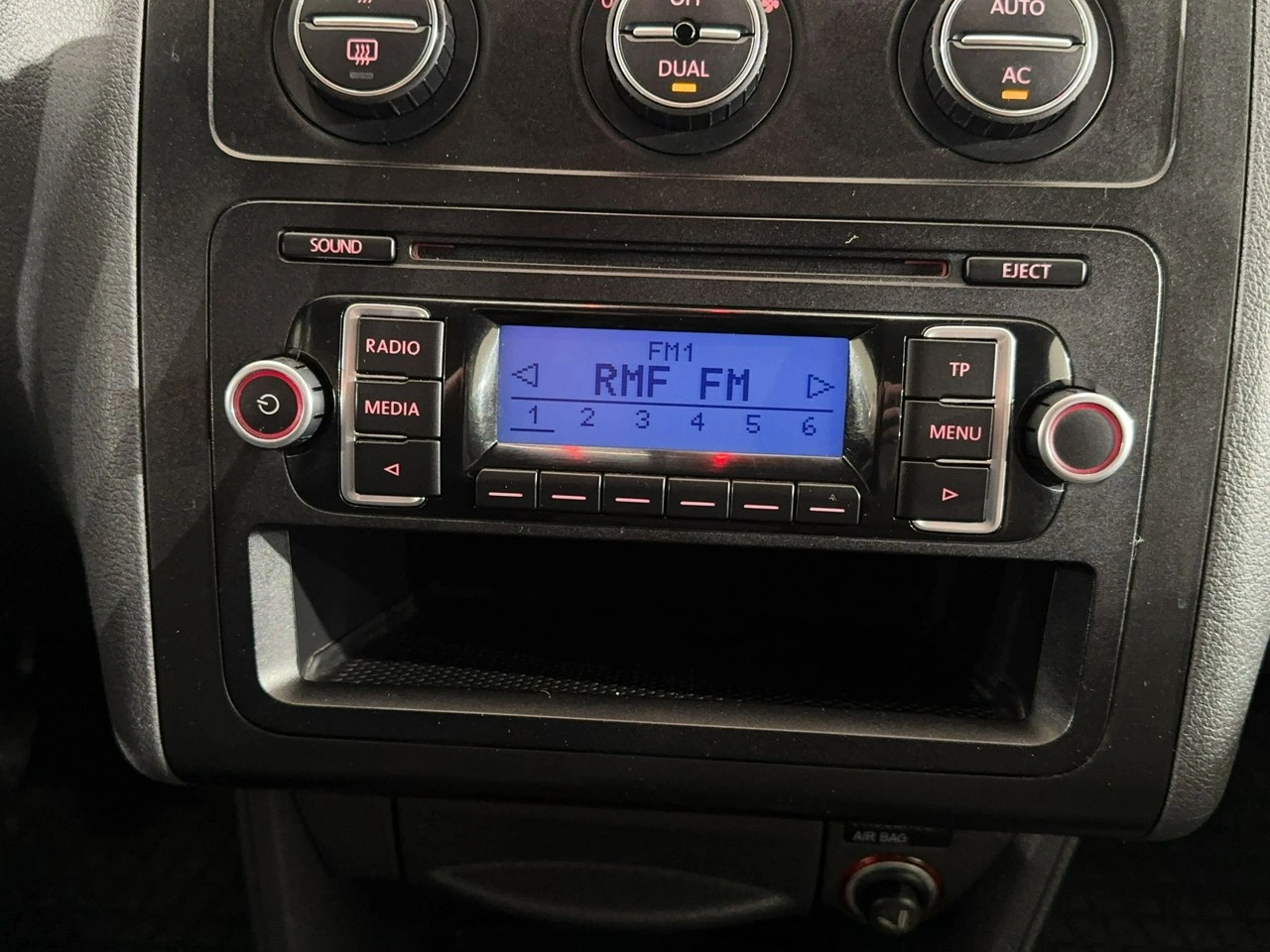 Volkswagen Caddy - Zdjęcie 17
