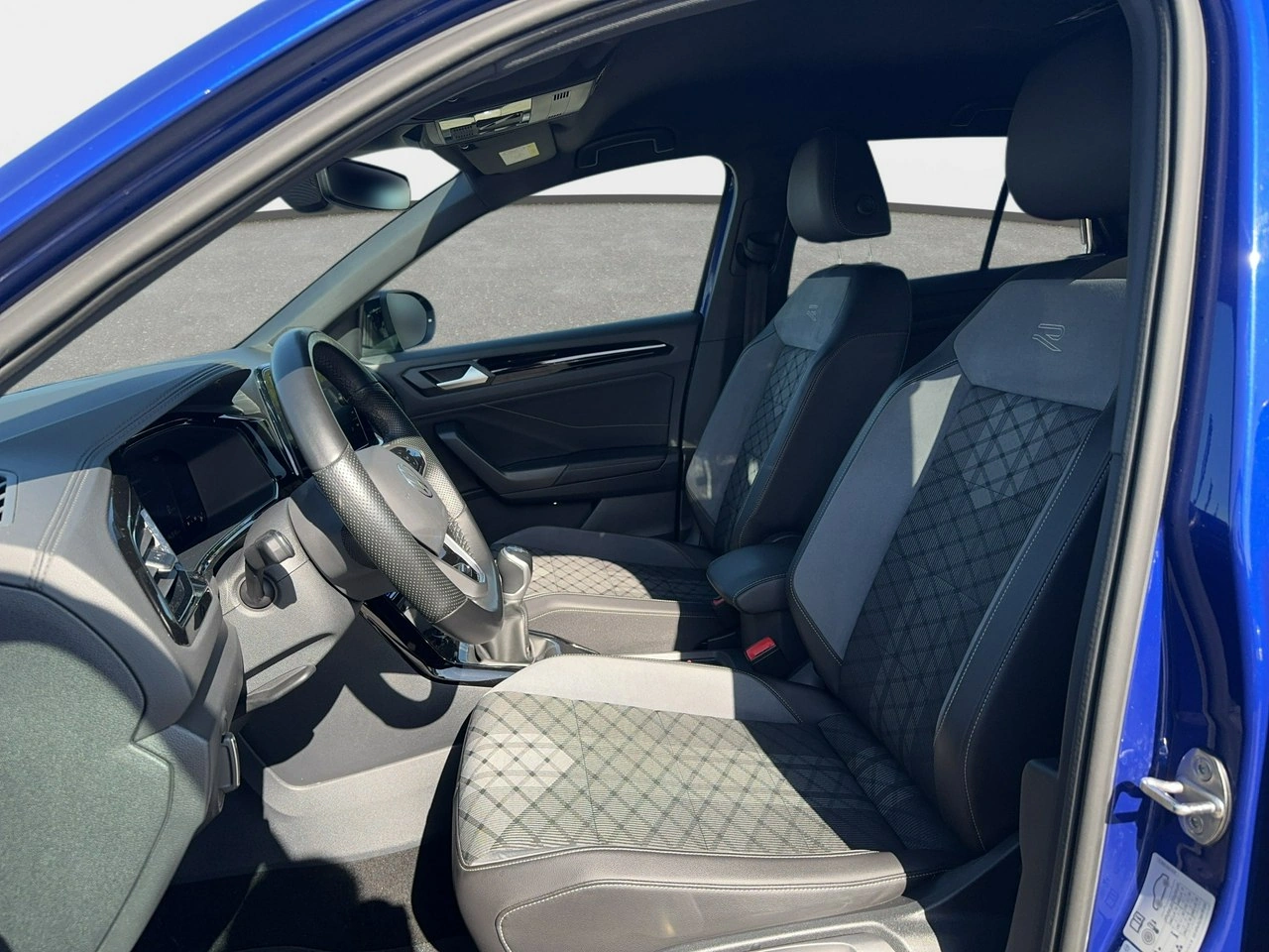 Volkswagen T-Roc - Zdjęcie 11