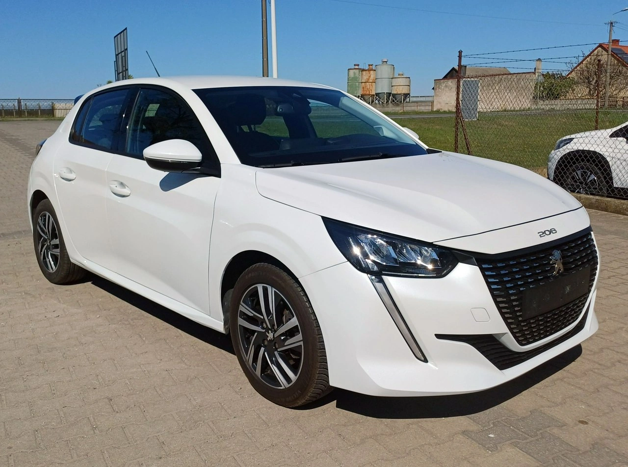 Peugeot 208 - Główne zdjęcie
