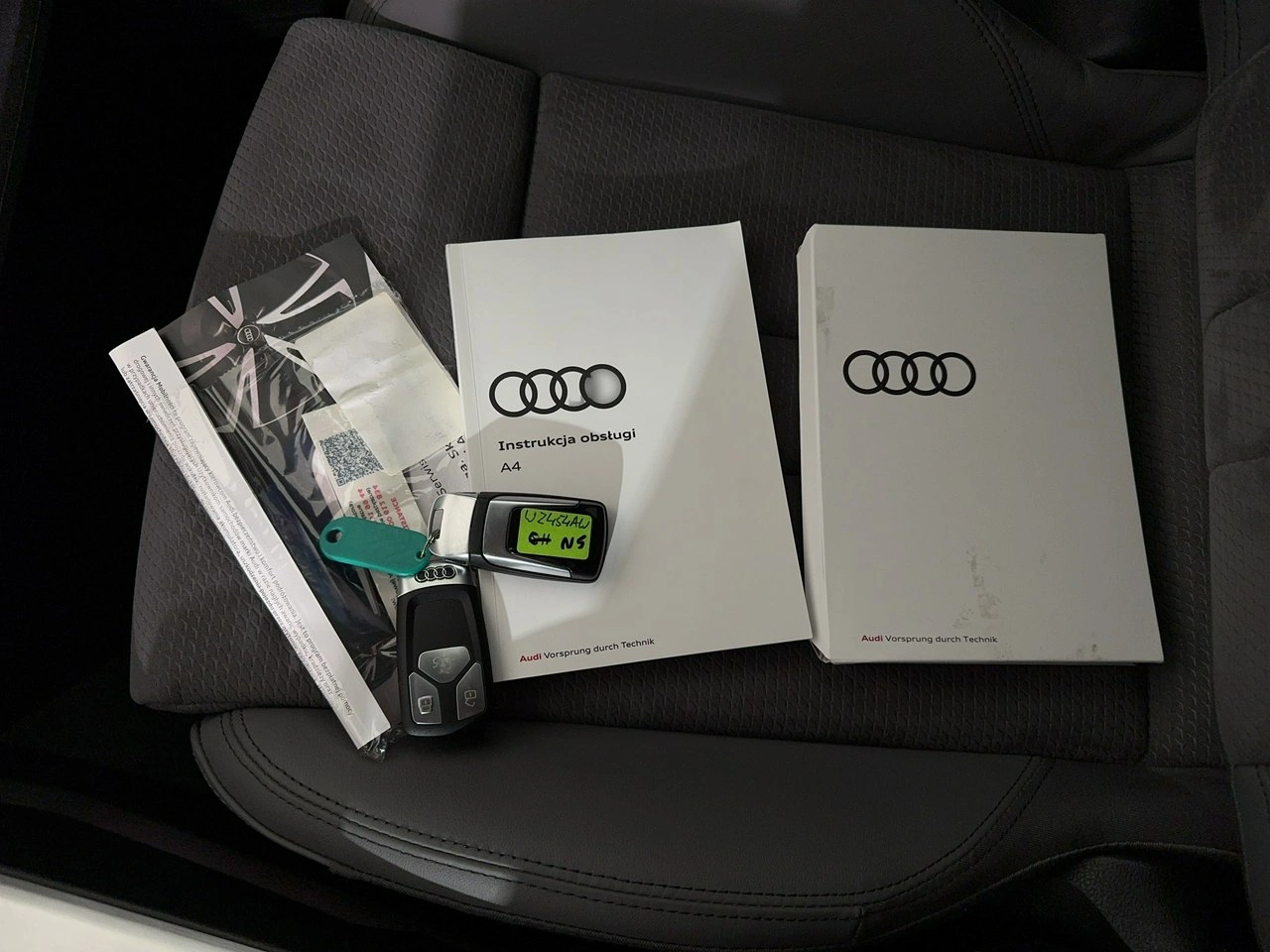 Audi A4 - Zdjęcie 30