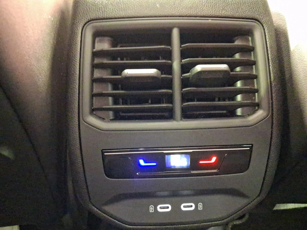 Cupra Leon Sportstourer - Zdjęcie 16
